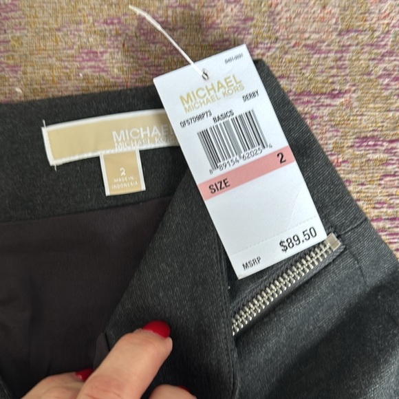 Michael Kors skirt - Picture 2 of 3